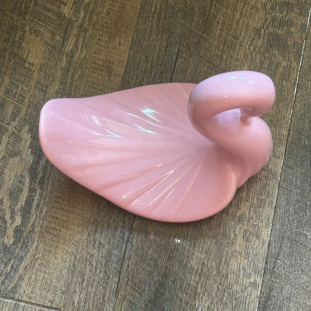 Vintage Pink Ceramic Swan Towel Holder 1980s Hollywood Regency Bathroom Decor